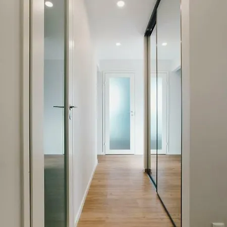 Brand New & Modern Luxury Designer Nr. 45 Tallin